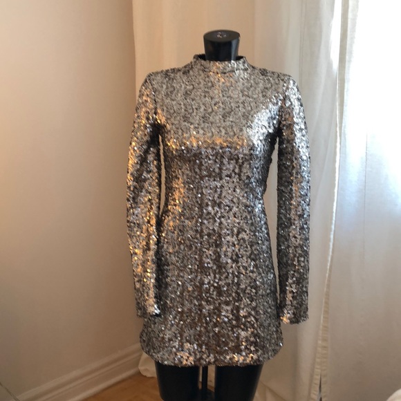 Marciano - Picture 1 of 5